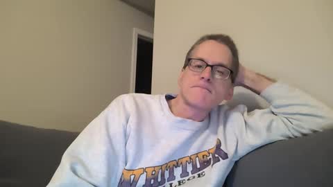 Snapshot of budman004 chatting on February 2026 04:27:02 AM budman004 online show from February 2026 04:27:02 AM