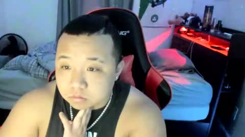 Snapshot of buffsexyman24 chatting on February 2025 12:20:01 AM buffsexyman24 online show from February 2025 12:20:01 AM