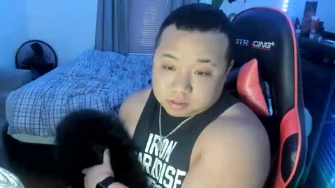 Snapshot of buffsexyman24 chatting on March 2025 12:53:01 AM buffsexyman24 online show from March 2025 12:53:01 AM