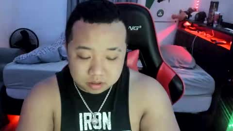 Snapshot of buffsexyman24 chatting on March 2025 03:52:02 AM buffsexyman24 online show from March 2025 03:52:02 AM