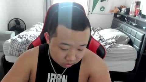 Snapshot of buffsexyman24 chatting on March 2025 03:26:01 PM buffsexyman24 online show from March 2025 03:26:01 PM