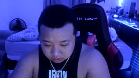 Snapshot of buffsexyman24 chatting on March 2025 11:56:02 PM buffsexyman24 online show from March 2025 11:56:02 PM