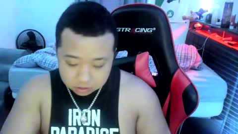 Snapshot of buffsexyman24 chatting on March 2025 03:01:01 AM buffsexyman24 online show from March 2025 03:01:01 AM