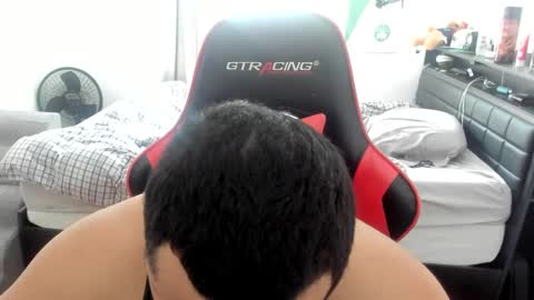 Snapshot of buffsexyman24 chatting on March 2025 05:39:02 PM buffsexyman24 online show from March 2025 05:39:02 PM