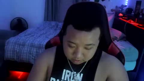 Snapshot of buffsexyman24 chatting on March 2025 12:53:01 AM buffsexyman24 online show from March 2025 12:53:01 AM