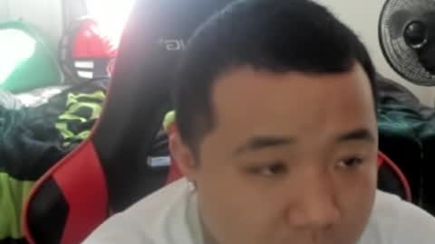 Snapshot of buffsexyman24 chatting on January 2026 03:05:01 PM buffsexyman24 online show from January 2026 03:05:01 PM