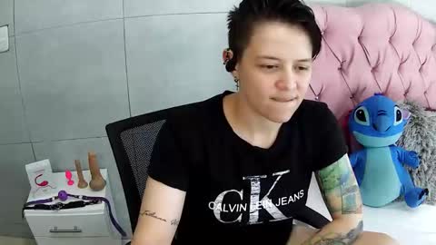 bug2025 online show from December 2025 02:19:01 AM