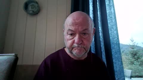 Snapshot of buggemann chatting on September 2025 05:45:02 AM buggemann online show from September 2025 05:45:02 AM
