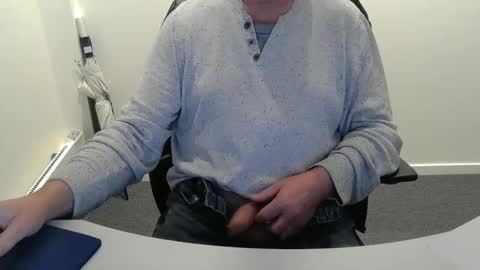 Snapshot of buggemann chatting on October 2025 03:49:02 AM buggemann online show from October 2025 03:49:02 AM