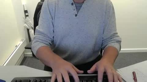 Snapshot of buggemann chatting on October 2025 03:18:02 AM buggemann online show from October 2025 03:18:02 AM