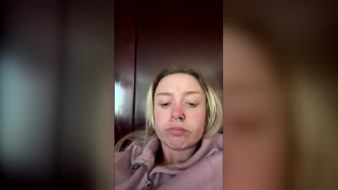 Snapshot of buggggy5 chatting on April 2026 06:26:01 PM buggggy5 online show from April 2026 06:26:01 PM