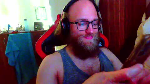 Lukas online show from May 2026 10:04:02 PM