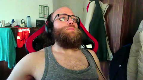 Lukas online show from May 2026 04:02:02 PM