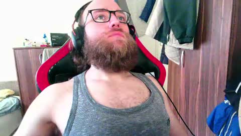 Lukas online show from June 2026 08:06:02 AM