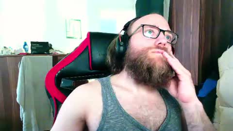 Lukas online show from June 2026 06:16:02 AM