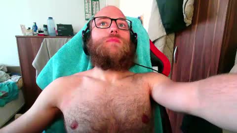 Lukas online show from June 2026 07:09:01 AM
