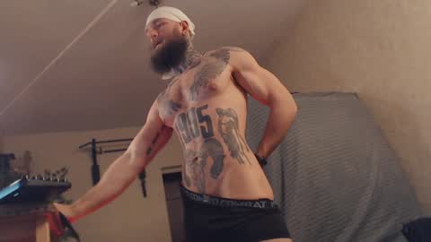 Dmitriy  online show from January 2025 05:01:02 AM