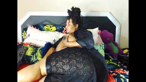 Snapshot of bulkyyass4u chatting on November 2025 06:50:01 AM bulkyyass4u online show from November 2025 06:50:01 AM