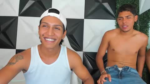 bull_cam online show from November 2025 06:12:01 PM