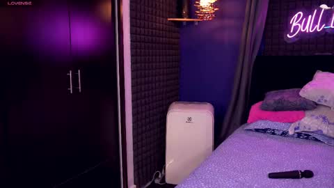 Snapshot of bull_vixen2001 chatting on February 2026 08:44:01 AM Bunny and The Rock online show from February 2026 08:44:01 AM