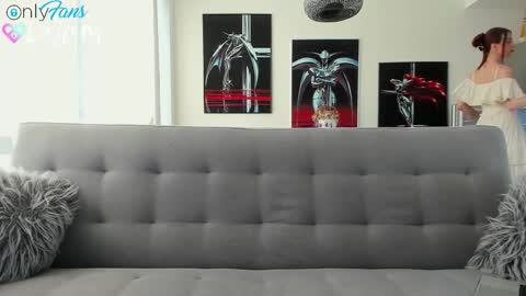 Ivan online show from October 2025 08:59:01 PM