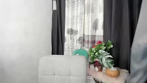 Snapshot of bump_me_baby chatting on December 2025 04:04:01 PM zy online show from December 2025 04:04:01 PM