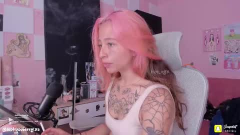 Snapshot of bun_nyx chatting on September 2025 06:02:01 PM online show from September 2025 06:02:01 PM