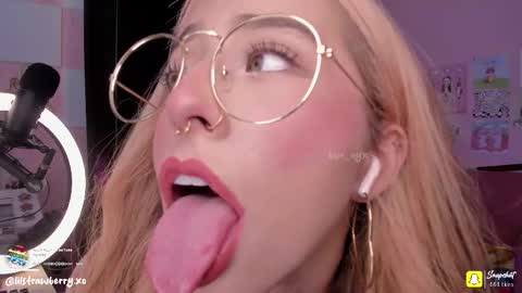 Snapshot of bun_nyx chatting on November 2025 04:19:02 PM online show from November 2025 04:19:02 PM