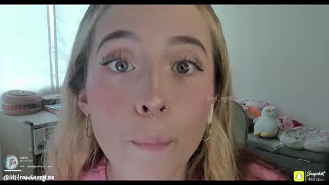 Snapshot of bun_nyx chatting on February 2026 08:51:02 PM online show from February 2026 08:51:02 PM