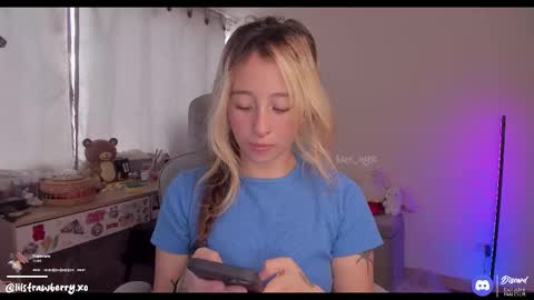 Snapshot of bun_nyx chatting on February 2026 09:44:02 PM online show from February 2026 09:44:02 PM