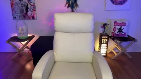 BUNNIE and THE DUDE TheLebowskis online show from July 2026 06:50:01 AM