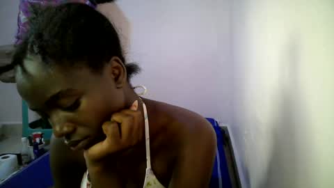 bunny_bliss1 online show from June 2026 02:29:01 PM