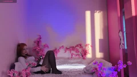Snapshot of bunny_gaze chatting on April 2026 02:29:02 PM Kira online show from April 2026 02:29:02 PM