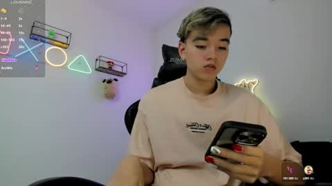 Snapshot of bunny_maxxi chatting on December 2024 12:24:01 PM bunny online show from December 2024 12:24:01 PM