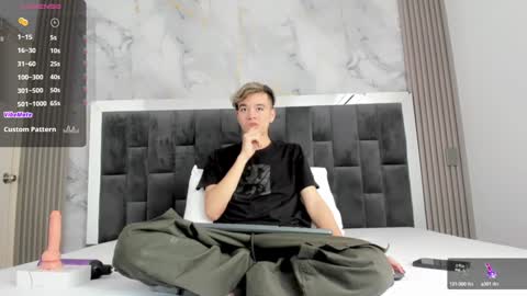 Snapshot of bunny_maxxi chatting on December 2024 12:34:01 PM bunny online show from December 2024 12:34:01 PM