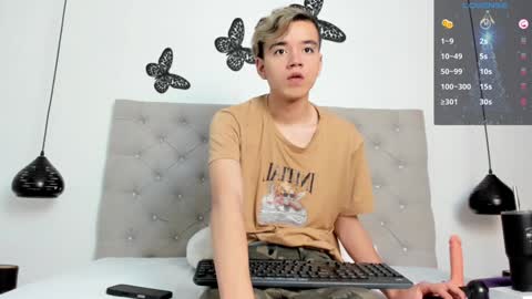 Snapshot of bunny_maxxi chatting on December 2024 12:16:01 PM bunny online show from December 2024 12:16:01 PM