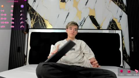 Snapshot of bunny_maxxi chatting on December 2024 12:49:01 PM bunny online show from December 2024 12:49:01 PM