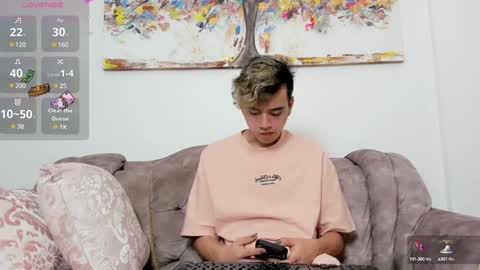 Snapshot of bunny_maxxi chatting on December 2024 12:45:01 PM bunny online show from December 2024 12:45:01 PM