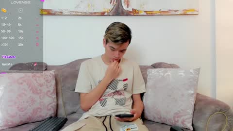 Snapshot of bunny_maxxi chatting on January 2025 12:17:01 PM bunny online show from January 2025 12:17:01 PM