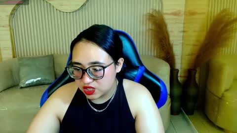 bunny_mich_r online show from February 2026 07:47:02 PM