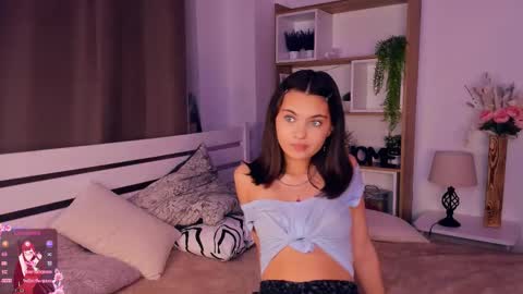 Snapshot of bunny_nova chatting on November 2025 08:04:02 AM Aria online show from November 2025 08:04:02 AM