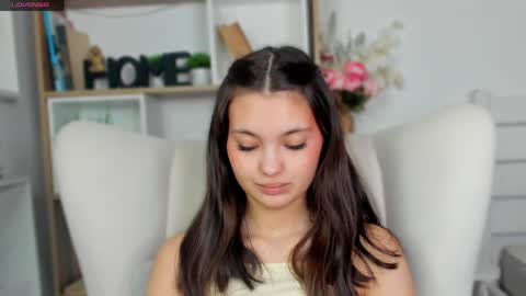 Snapshot of bunny_nova chatting on April 2026 07:06:02 AM Aria online show from April 2026 07:06:02 AM