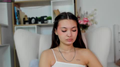 Snapshot of bunny_nova chatting on April 2026 07:17:02 AM Aria online show from April 2026 07:17:02 AM