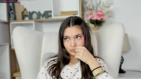 Snapshot of bunny_nova chatting on April 2026 07:25:02 AM Aria online show from April 2026 07:25:02 AM