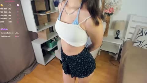 Snapshot of bunny_nova chatting on May 2026 08:08:02 AM Aria online show from May 2026 08:08:02 AM