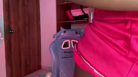 Snapshot of bunny_secrets chatting on January 2026 10:34:01 PM Isa online show from January 2026 10:34:01 PM