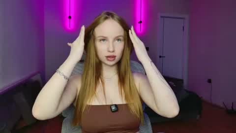 Snapshot of bunny_shinel chatting on June 2026 02:08:01 PM Mary online show from June 2026 02:08:01 PM