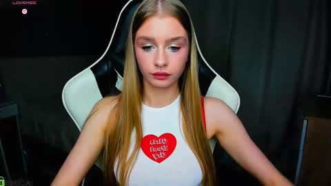 Snapshot of bunny_wetty chatting on November 2025 05:59:01 PM ruslana online show from November 2025 05:59:01 PM