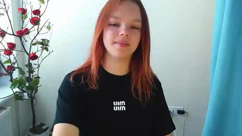 Snapshot of bunnybloom_ chatting on September 2025 05:29:01 AM Ariel online show from September 2025 05:29:01 AM