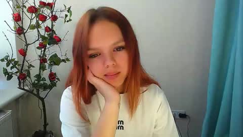 Snapshot of bunnybloom_ chatting on September 2025 04:05:02 AM Ariel online show from September 2025 04:05:02 AM